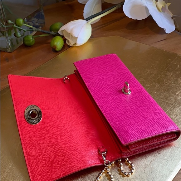 NWOT!! Coach chain slim crossbody wallet - Picture 7 of 11